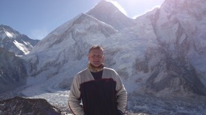 Rab Lundie wants people to join him on a trip to the Himalayas